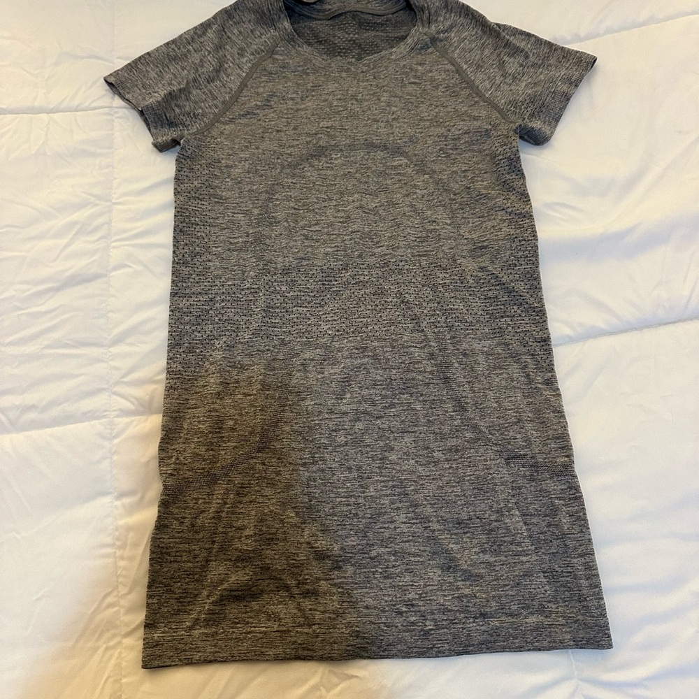 Lululemon Swiftly Tech 2.0 short sleeve hip length